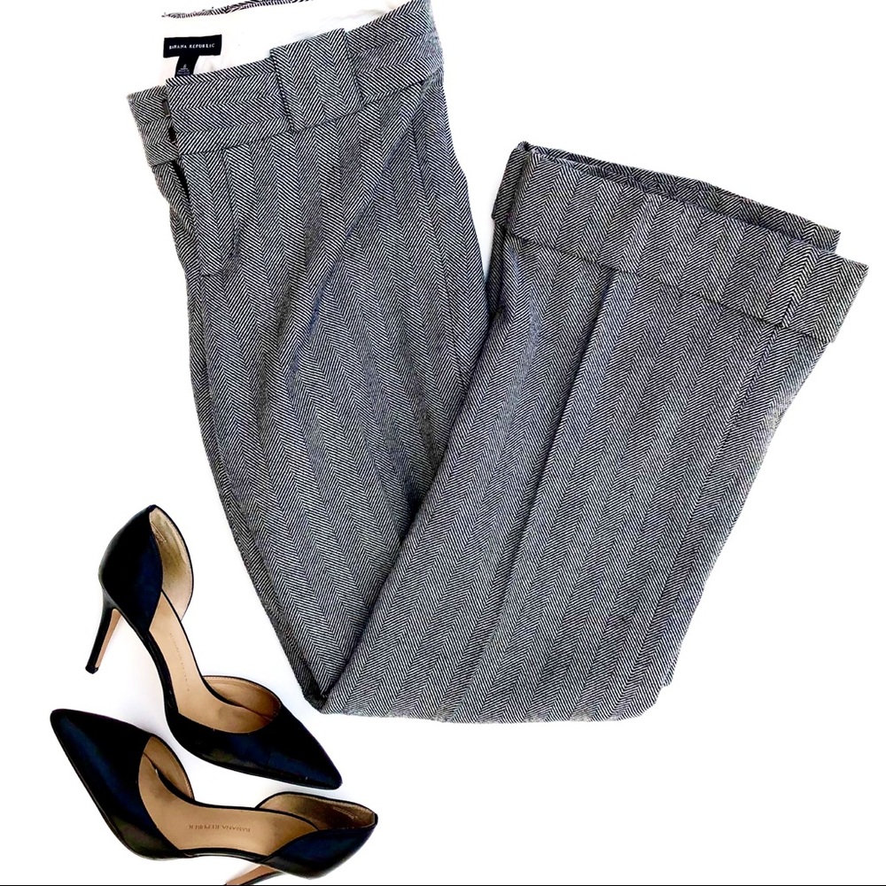 Banana Republic Size 6 Wool Pants